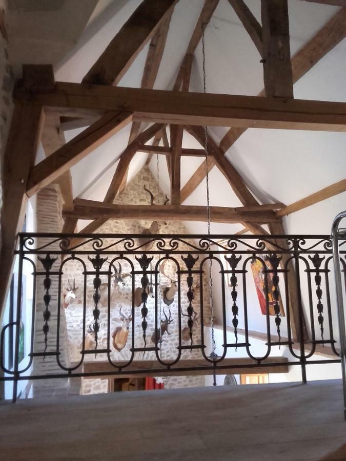 Les Chambres De La Basilique Neuvy-Saint-Sepulchre ภายนอก รูปภาพ