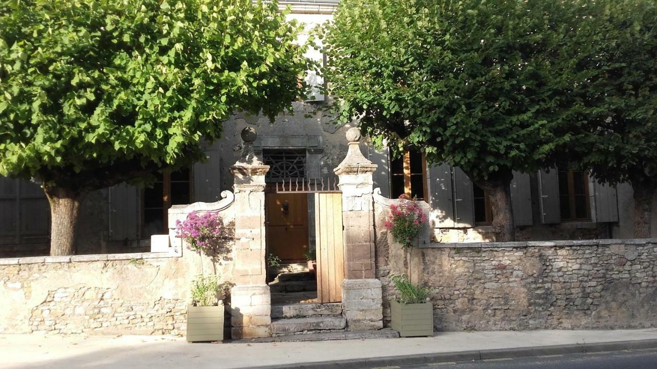 Les Chambres De La Basilique Neuvy-Saint-Sepulchre ภายนอก รูปภาพ